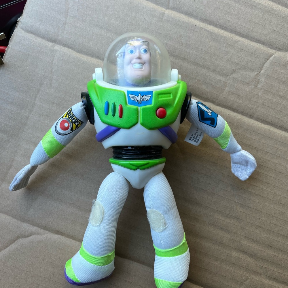 Vintage 1990s Toy Story Buzz Lightyear Plush Doll 9” Tall USED!!